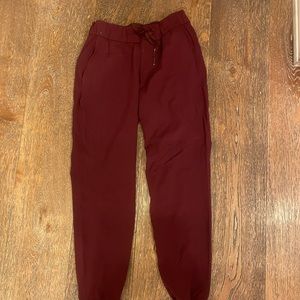 Lululemon Stretch High Rise Joggers Maroon sz 4